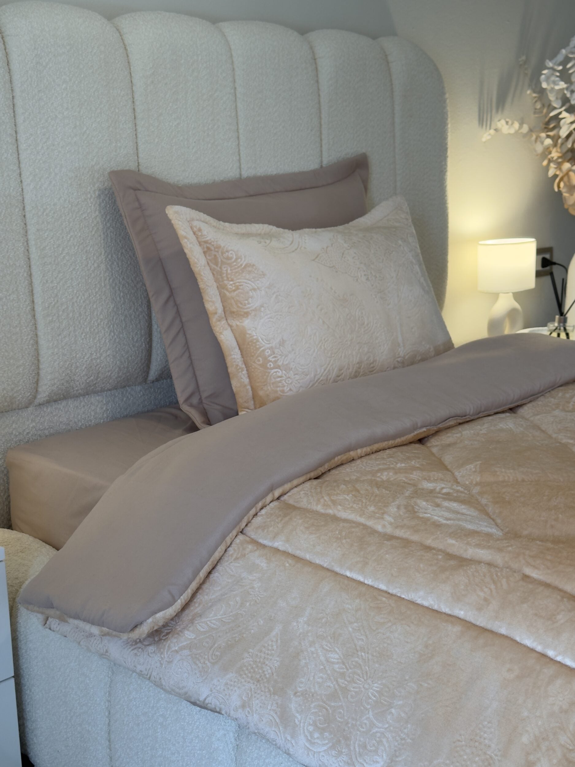 Couette en Polaire Beige (Place et demi)