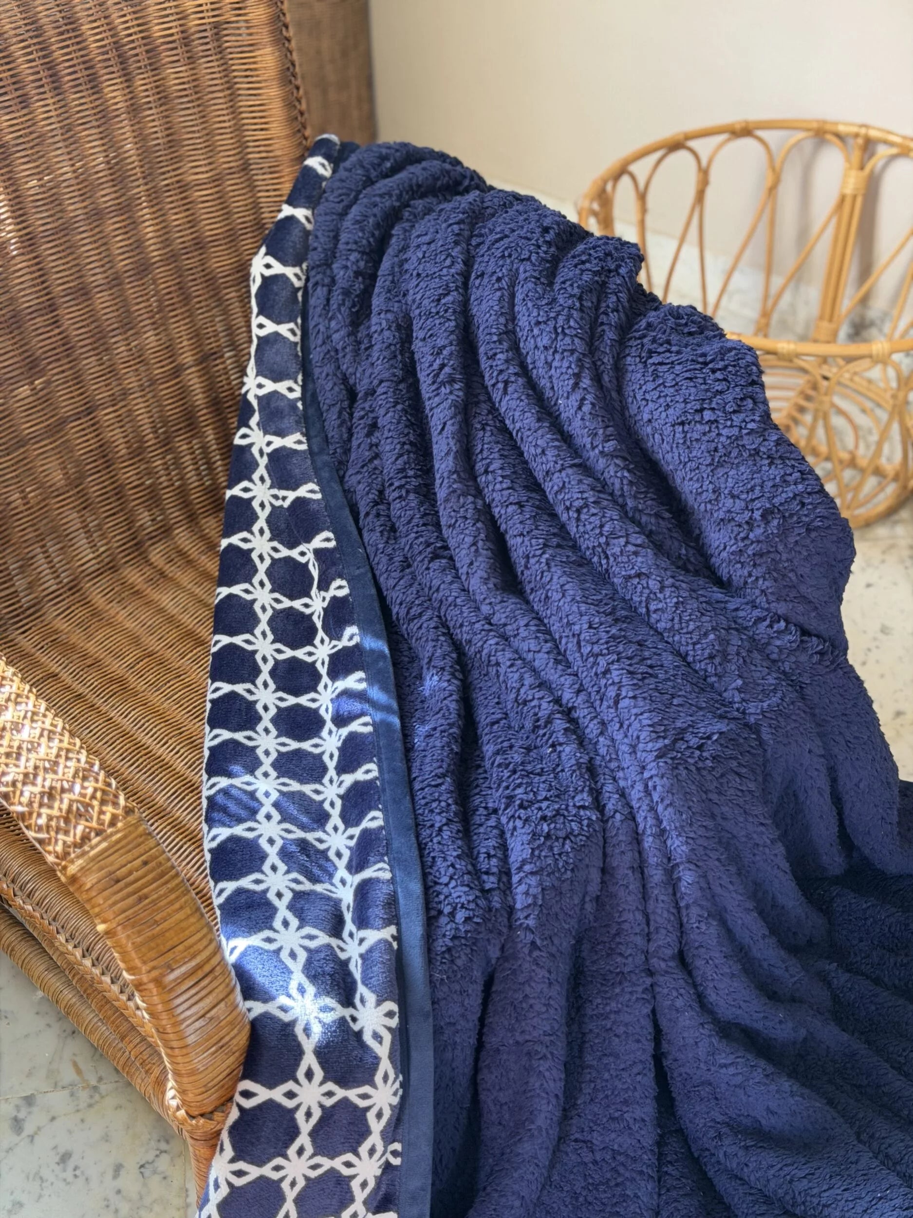 Plaid Bleu Marine avec Design