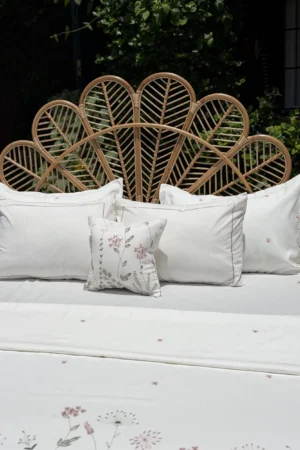 Couvre Lit Signature  « Sweet Corner » Luxury Collection ( AYLA )