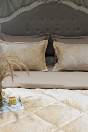 Couette en polaire beige