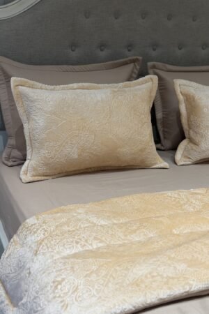 Couette en polaire beige
