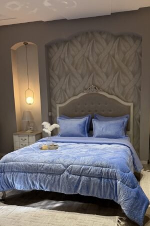 Couette en polaire bleu ciel