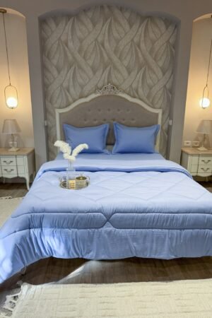 Couette en polaire bleu ciel