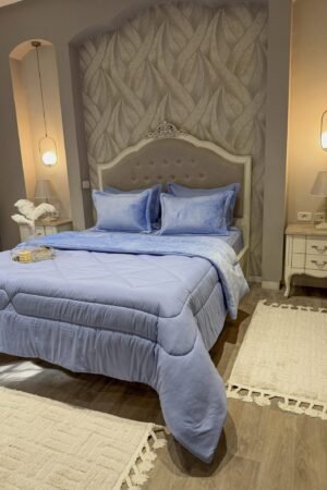 Couette en polaire bleu ciel
