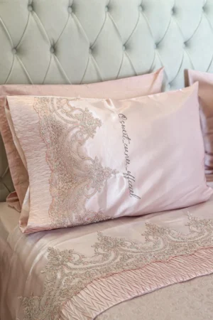 Couvre lit mariage ROSE