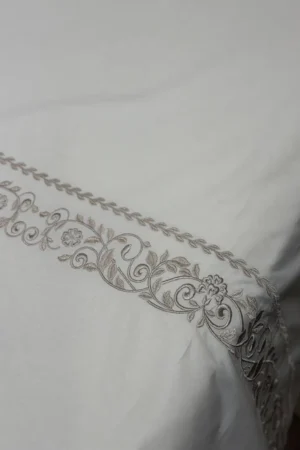 Parure " Zeineb " Brodée