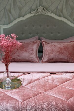 Couette en polaire rose poudré