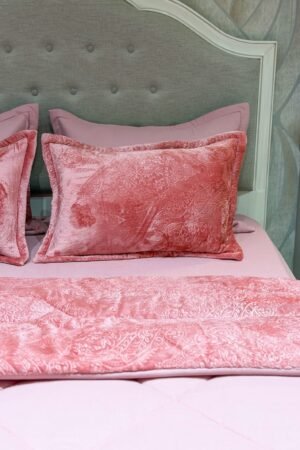 Couette en polaire rose poudré