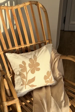 Taie Brodé Caramel