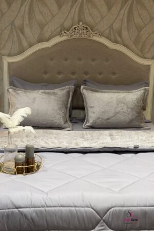 Couette en polaire gris